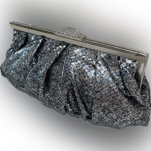 JUDITH LEIBER CLUTCH